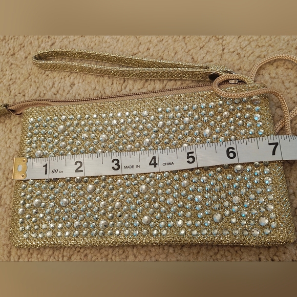 Vintage Gold Rhinestone Wristlet Clutch Bag. - Picture 7 of 8